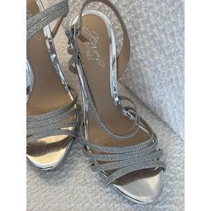 Badgley Mischka Jewel Stiletto Heels Metallic Silver Sparkle Sz 6.5 Holidays